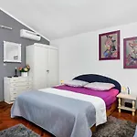 Apartamento With Parking Space - 6909 *